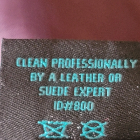 Sienastudio Suede 100% Leather Skirt with Laser Cut design. Size 8P - Picture 11 of 13